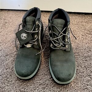 Ladies waterproof boots